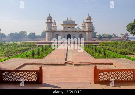 Bella architettura di Baby Taj Foto Stock