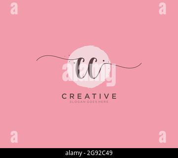 LOGO CC Femminile monogramma di bellezza e design elegante logo, scritta a mano logo di firma iniziale, matrimonio, moda, floreale e botanico con creativo Illustrazione Vettoriale