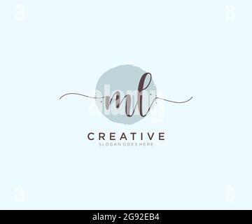 MONOGRAMMA di bellezza CON logo FEMMINILE ML e design elegante con logo, logo scritto a mano di firma iniziale, matrimonio, moda, floreale e botanico con creatività Illustrazione Vettoriale