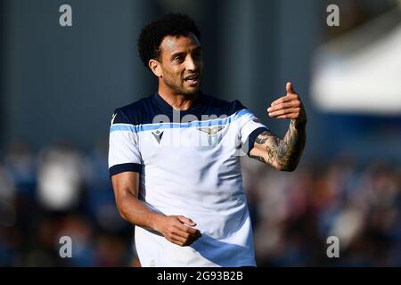 Auronzo di Cadore, Italia. 23 luglio 2021. Felipe Anderson della SS Lazio gesti durante la partita di calcio pre-stagione amichevole tra SS Lazio e US Triestina. SS Lazion ha vinto 5-2 su US Trientina. Credit: Nicolò campo/Alamy Live News Foto Stock