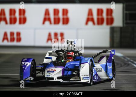 28 Gunther Maximilian (ger), BMW i Andretti Motorsport, BMW IFE.21, azione durante l'ePrix di Londra 2021, 7° incontro del Campionato del mondo di Formula e 2020-21, sull'Excel Londra dal 24 al 25 luglio, a Londra, Regno Unito - Foto Xavi Bonilla/DPPI Foto Stock