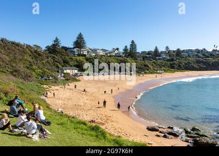 Warriewood Beach Sydney, il cielo blu inverno giorno in Warriewood, NSW, Australia una delle spiagge del nord di Sydney Foto Stock