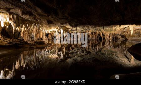 Dream Lake, Luray Caverns, Virginia, Stati Uniti Foto Stock