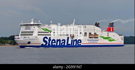 IL traghetto RoPax-Ferry STENA SCANDINAVICA più lungo del mondo in partenza da Kiel sulla strada per Goteborg Foto Stock