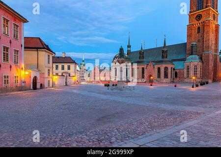 La famosa piazza Birger Jarl Borg sull'isola di Galma Stan all'alba. Stoccolma. Svezia. Foto Stock