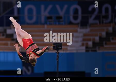 Ginnastica artistica belga Maellyse Brassart raffigurata in azione durante il concorso femminile alle qualifiche del co ginnastica artistica Foto Stock