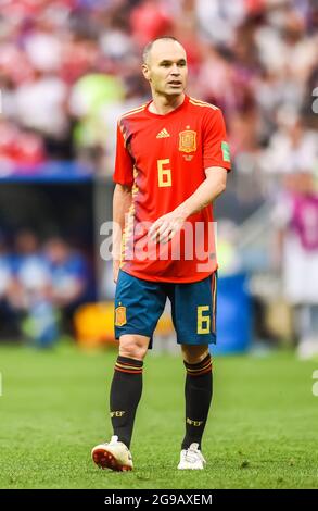 Mosca, Russia – 1 luglio 2018. Spagna centrocampista della nazionale di calcio Andres Iniesta durante la Coppa del mondo FIFA 2018 turno di 16 partita Spagna vs Russia. Foto Stock