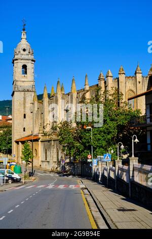 Spagna, Paesi Baschi, Biscaglia, Lea-Artibai, Lekeitio, Basilica di nostra Signora dell'Assunzione Foto Stock