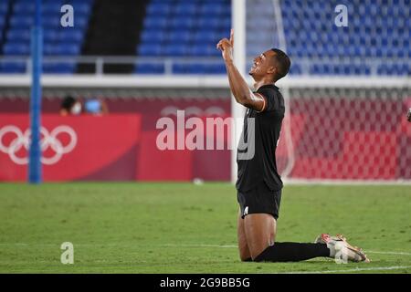 Il giubilo finale Felix UDUOKHAI (GER), cade in ginocchio, giubilo, gioia, entusiasmo, azione. Arabia Saudita (KSA) - Germania (GER) 2-3, calcio, Internazionale Stradium Yokohama il 25 luglio 2021, Giochi Olimpici estivi 2020, dal 23 luglio. - 08.08.2021 a Tokyo/Giappone. Foto Stock