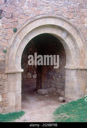 PUERTA ARABE DE SAN BARTOLOME - S X - RESTAURADA. Posizione: CASTILLO / FORTALEZA. Cañete. CUENCA. SPAGNA. Foto Stock