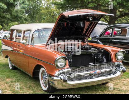 Una chevy 210 1957 stationwagon in mostra al Pittsburgh Vintage Grand Prix di Pittsburgh, Pennsylvania, USA Foto Stock