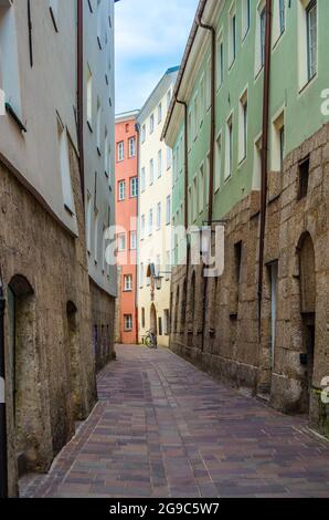 Tipica architettura tirolese a Innsbruck, Austria Foto Stock