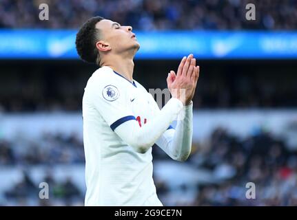 LONDRA, INGHILTERRA - 1 marzo 2020: Il DELE Alli di Tottenham reagisce durante il gioco della Premier League 2020/21 tra il Tottenham Hotspur FC e il Wolverhampton FC al Tottenham Hotspur Stadium. Foto Stock