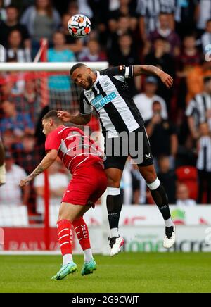 Doncaster, Inghilterra, 23 luglio 2021. Giamaal Lascelles durante la partita pre-stagione amichevole al Keepmoat Stadium, Doncaster. L'immagine di credito dovrebbe essere: Lynne Cameron / Sportimage Foto Stock