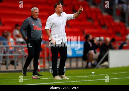 Doncaster, Inghilterra, 23 luglio 2021. Richie Wellens manager di Doncaster Rovers durante la partita pre-stagione amichevole al Keepmoat Stadium, Doncaster. L'immagine di credito dovrebbe essere: Lynne Cameron / Sportimage Foto Stock