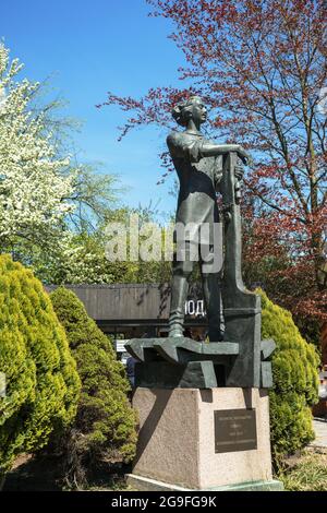 Kaliningrad, Russia - 10 maggio 2021: Statua dedicata allo zar Pietro i a kaliningrad Foto Stock