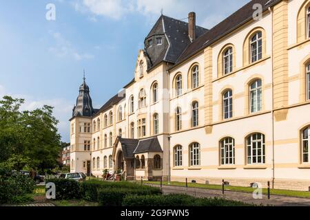 L'ospedale Alexianer nel distretto di Porz-ENSEN, Colonia, Germania. Das Alexianer Krankenhaus a Porz-ENSEN, Koeln, Germania. Foto Stock