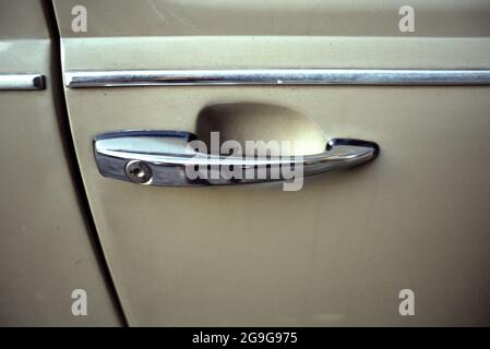 Maniglia per porta di un betle VW 1968 Foto Stock