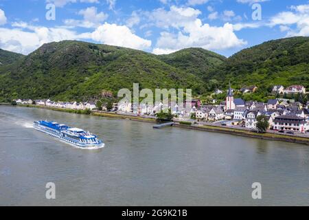 Nave da crociera sul Reno, patrimonio mondiale dell'UNESCO valle del Medio Reno, Germania Foto Stock