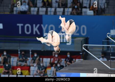 SERBIN Oleh, SEREDA Oleksii (UKR), 26 luglio 2021. Immersioni - da uomo sincronizzato 10 m Platform Final al Tokyo Aquatics Center di Tokyo, Giappone. Credit: Akihiro Sugimoto/AFLO SPORT/Alamy Live News Foto Stock