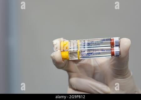 Actrapid insulina umana rDNA penfill 100 UI soluzione per iniezione sottocutanea o endovenosa in cartuccia usata in pazienti diabetici in pazienti con IDDM Foto Stock
