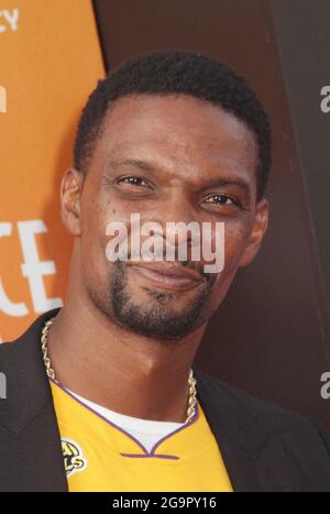 Chris Bosh 07/12/2021 la prima mondiale di "Space Jam: A New Legacy" si è tenuta alla L.A. Live Regal Cinemas a Los Angeles, CA Foto di Izumi Hasegawa / HNW/PictureLux Foto Stock