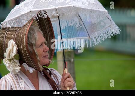 Donna vestita nel periodo georgiano circa dal 1820 Foto Stock