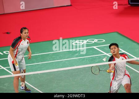 Tokyo, Giappone. 28 luglio 2021. JORDAN Praveen/OKTAVIANTI Melati Daeva (INA) Badminton : quarti di doppio misto durante le Olimpiadi di Tokyo 2020 al Musashino Forest Sport Plaza di Tokyo, Giappone . Credit: Yohei Osada/AFLO SPORT/Alamy Live News Foto Stock