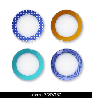 Set di piastre in porcellana multicolore isolate su bianco. Illustrazione Vettoriale