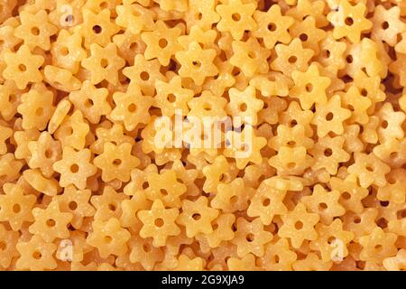 Pasta secca a forma di stella. Foto Stock
