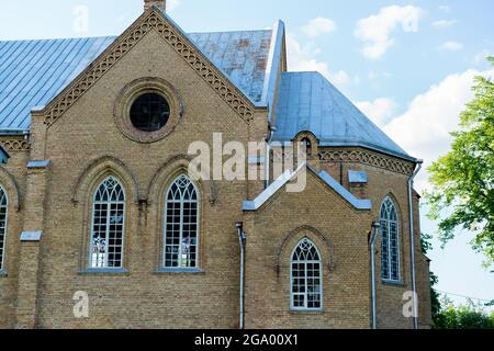 Vepriai, Lituania - 6 luglio 2021: Chiesa Parrocchiale di Santa Vergine Maria Rosario a Vepriai Foto Stock