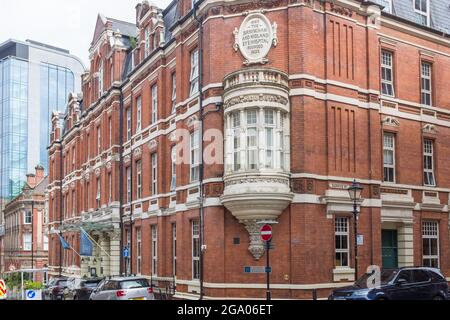 L'ex edificio del Birmingham e del Midland Eye Hospital, ora Hotel du Vin nel centro di Birmingham Foto Stock