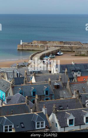 Cullen tetti e porto, Moray, Scozia Foto Stock