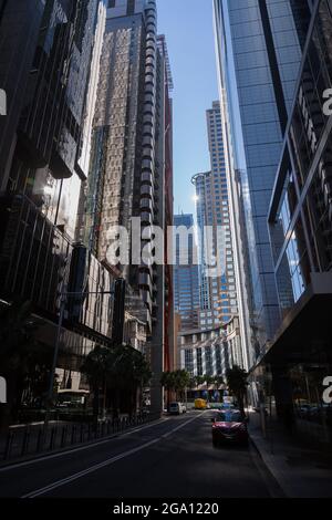 Sydney, Australia. Mercoledì, 28th luglio 2021. Il quartiere centrale degli affari di Sydney, che guarda molto deserte, mentre i casi quotidiani di Covid-19 continuano ad aumentare. In una conferenza stampa di oggi è stato annunciato che le restrizioni di blocco per la Grande Sydney sono state prorogate di quattro settimane fino all'agosto 28th a causa della diffusione della variante Delta. Credit: Paul Lovelace/Alamy Live News Foto Stock