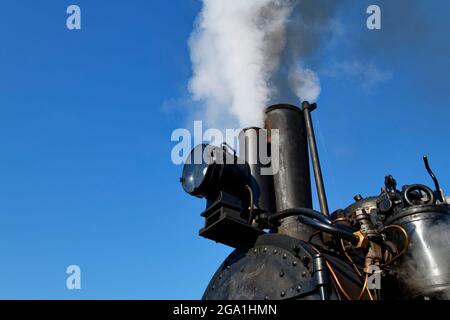 Härtsfeld Heritage Railway: Imbuto di motore a vapore WN12 presso la stazione ferroviaria di Neresheim, distretto di Ostalb, Baden-Württemberg, Germania Foto Stock
