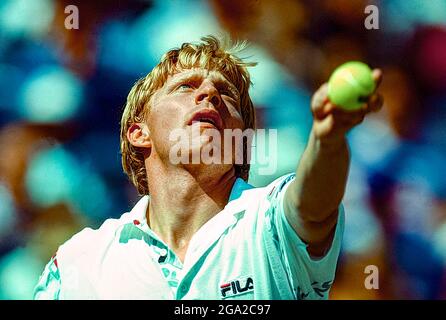 Boris Becker (GER) in gara al US Open Tennis 1990. Foto Stock