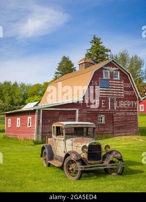 Vecchia macchina a Latah, una città nella contea di Spokane, Washington, Stati Uniti. Latah è una città della contea di Spokane, Washington, Stati Uniti. La popolazione wa Foto Stock