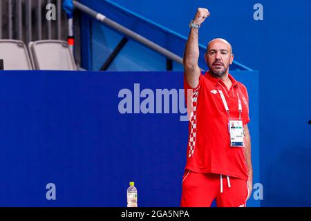 TOKYO, GIAPPONE - LUGLIO 29: Allenatore principale Ivica Tucak della Croazia durante il torneo olimpico di Waterpolo di Tokyo 2020 incontro maschile tra il Team Croazia e il Team Montenegro al Tatsumi Waterpolo Center il 29 luglio 2021 a Tokyo, Giappone (Foto di Marcel ter Bals/Orange Pictures) Foto Stock