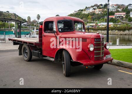 Vintage Bedford Truck sul lungofiume a Wanganui, Isola del Nord, Nuova Zelanda Foto Stock