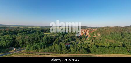 Luftbildaufnahmen aus Langenstein im Harz Foto Stock