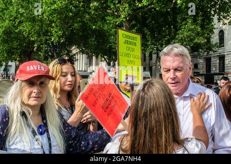 LONDRA, INGHILTERRA - 24 luglio 2021: Il teorico della cospirazione David Icke al World Wide Rally for Freedom protesta Foto Stock