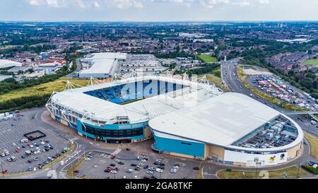 Lo stadio sportivo è stato girato dal drone per una vista aerea Foto Stock