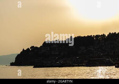 Tramonto sulla città vecchia di ohrid in macedonia Foto Stock