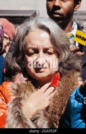 Betty Friedan (1921-2006), scrittore e attivista femminista americano, Ritratto di testa e spalle, New York City, New York, USA, Bernard Gotfryd, Aprile 1979 Foto Stock