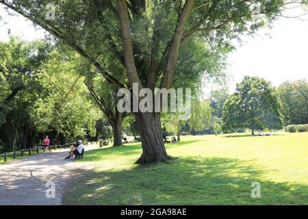 Grovelands Grade II storico parco pubblico a Southgate e Winchmore Hill, nel nord di Londra, Regno Unito Foto Stock