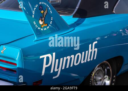 PLYMOUTH, MI/USA - 26 LUGLIO 2021: Primo piano di un'ala 1970 Plymouth Road Runner Superbird al Concours d'Elegance of America presso l'Inn at St. John's. Foto Stock