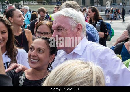 LONDRA, INGHILTERRA - 24 luglio 2021: Il teorico della cospirazione David Icke al World Wide Rally for Freedom protesta Foto Stock