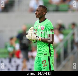 Austin, Texas, Stati Uniti. 29 luglio 2021. Il portiere del Qatar MESHAAL BARSHAM (22) durante la seconda metà della semifinale della CONCACACAF Gold Cup tra gli Stati Uniti e il Qatar il 29 luglio 2021 ad Austin, Texas. Gli Stati Uniti hanno vinto 1-0. (Credit Image: © Scott Coleman/ZUMA Press Wire) Foto Stock