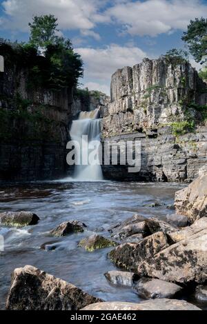 High Force Falls, di proprietà di Raby Estates, sul fiume Tees nella contea di Durham, Regno Unito Foto Stock