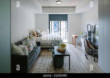 Esempio di camera tipo C con 2 camere da letto. Brooklyn House, Pretoria, Sudafrica. Architetto: Boogertman + Partners, 2021. Foto Stock